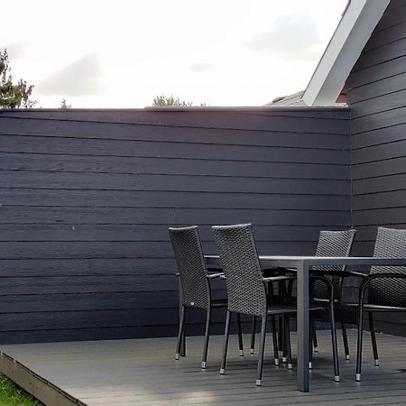 Fiskerhuset I Oster Hurup - I Byen, Ved Stranden Exterior photo